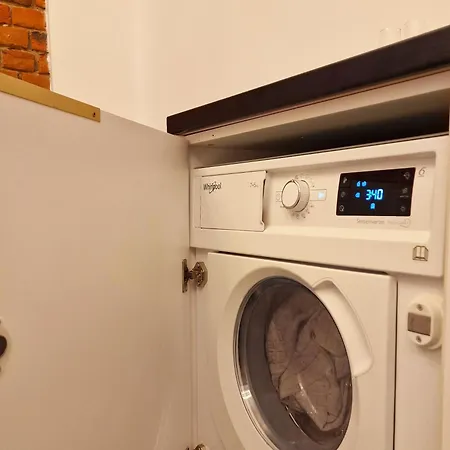 - Renta 18 Apartment