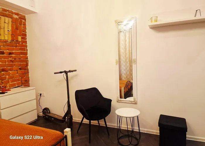 - Renta 18 Apartament